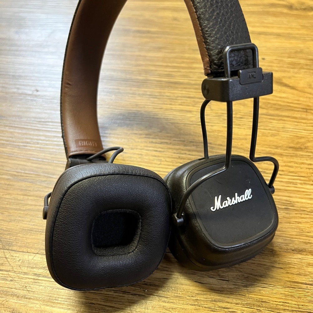 Marshall Major IV Wireless Bluetooth Over-Ear Headphones Adjustable - Not Tested - Picture 3 of 8